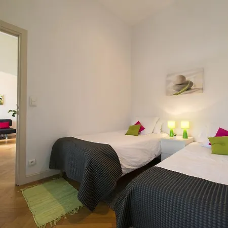 Aston - Centre Massena Apartmán *